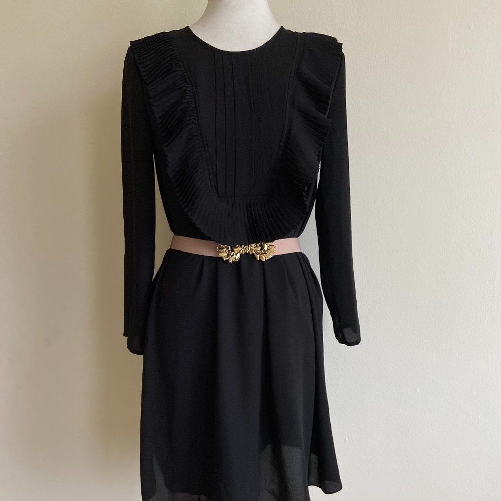 CeCe By Cynthia Steffe Elegant Ruffle Round Neck Dress